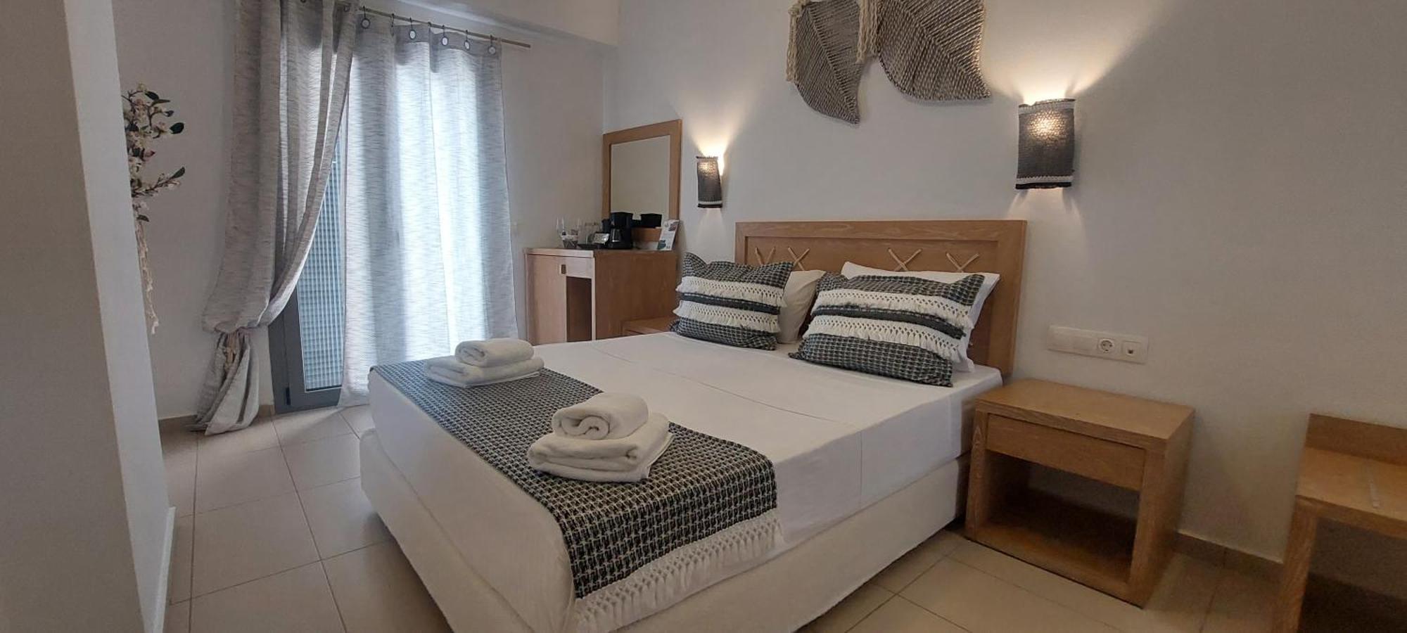 Selinopetra Rooms Elafonissos Eksteriør billede