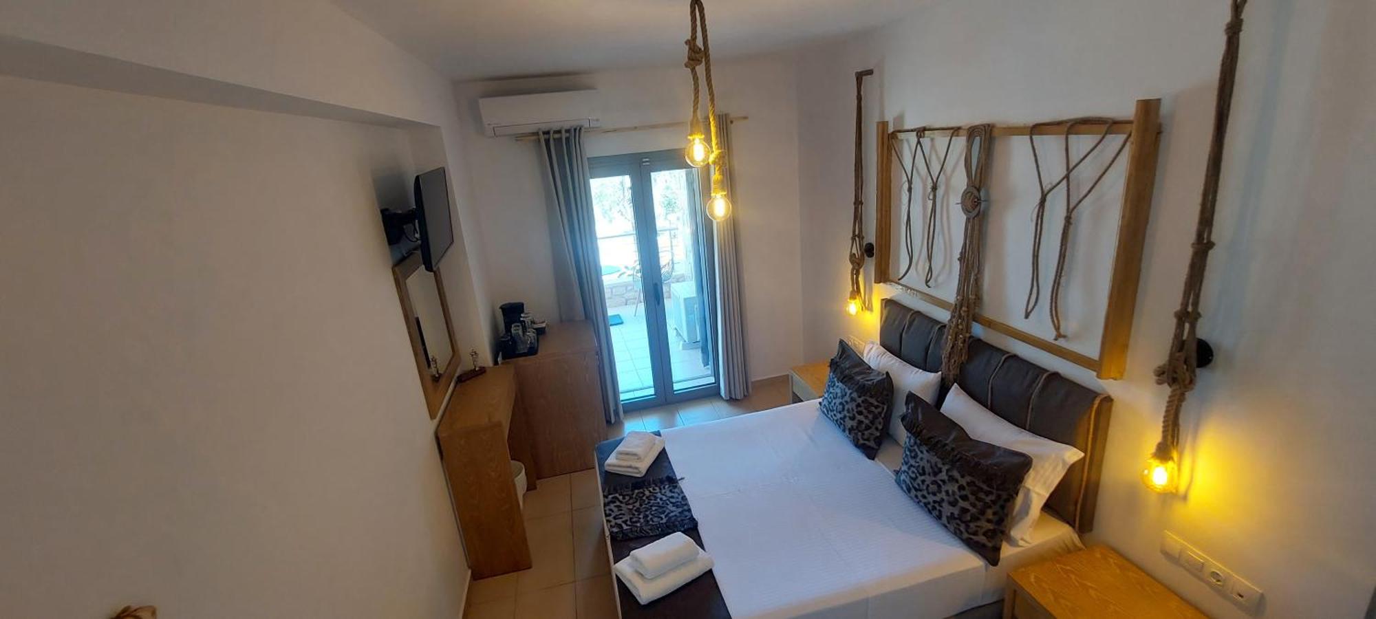 Selinopetra Rooms Elafonissos Eksteriør billede